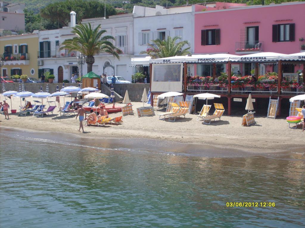 B&B Celestina Ischia Lacco Ameno  Kültér fotó