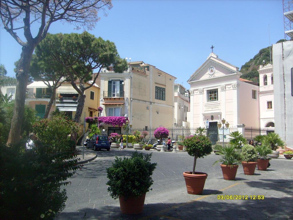 B&B Celestina Ischia Lacco Ameno  Kültér fotó